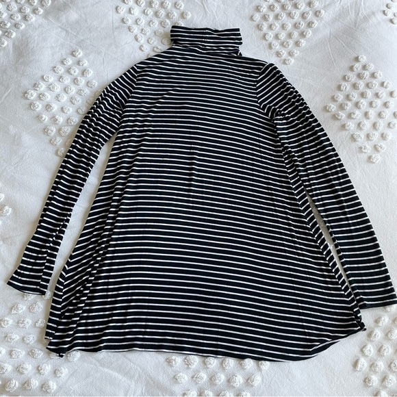 Mossimo Stripe Long Sleeve Turtleneck - Picture 4 of 7